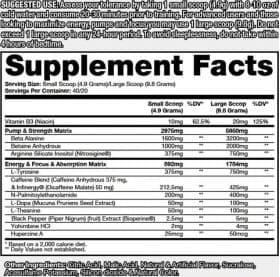 Tabla de información nutricional de suplemento para culturismo, ingredientes y dosis visibles.