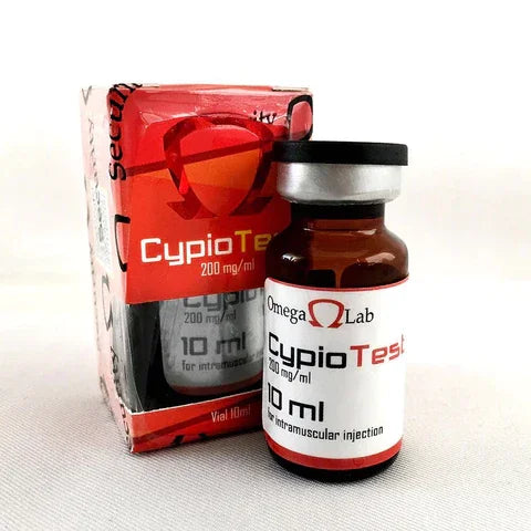 Vial de Omega Lab CypioTest 200 mg/ml 10 ml para inyección intramuscular, caja visible de fondo.